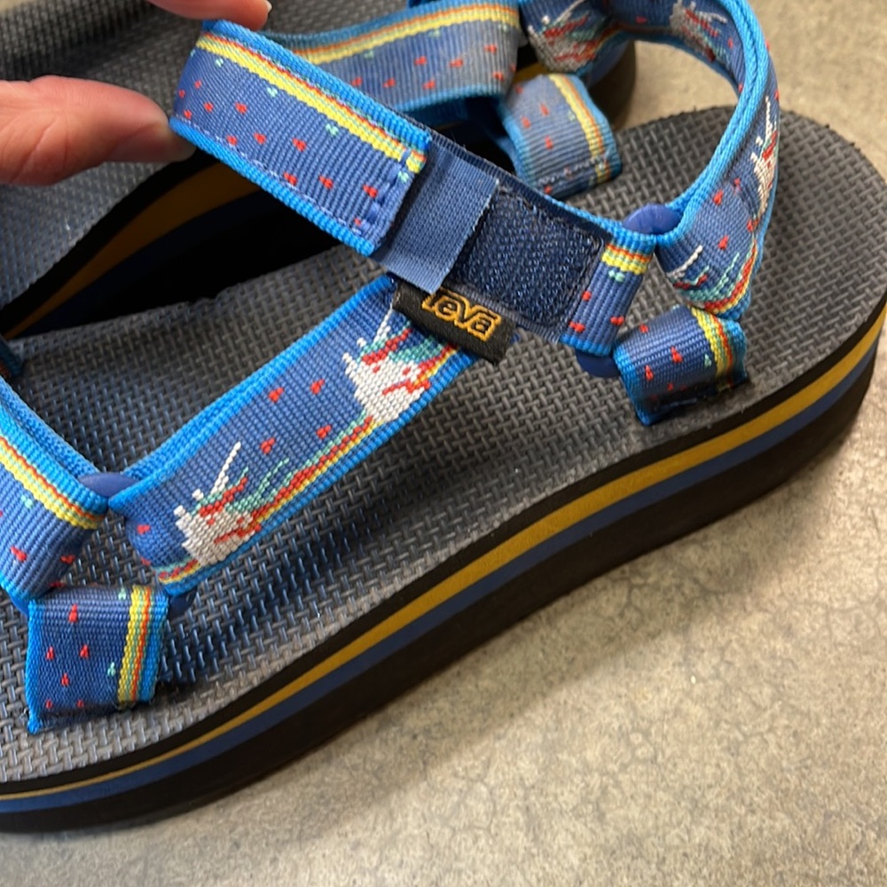 TEVA FLATFORM UNICORN STRAPPY SANDAL - Picture 3 of 8